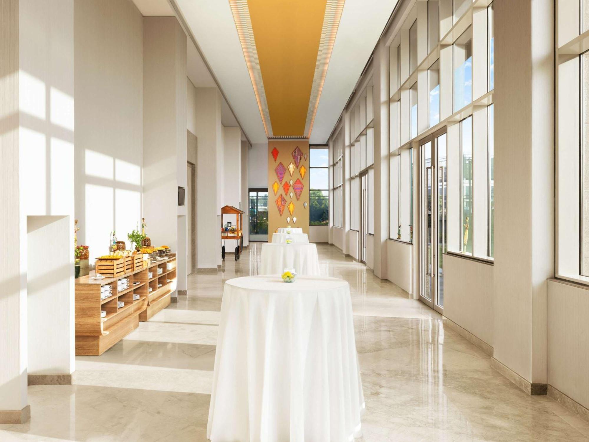Grand Mercure Ahmedabad Gift City - An Accor Hotels Brand Gandhinagar Exterior photo